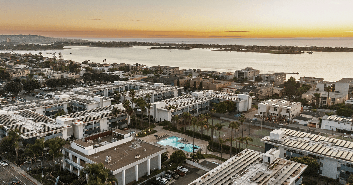 Blackstone partnership taps five banks for multifamily refi