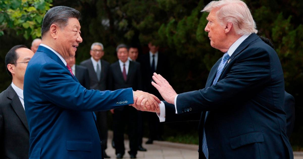 How different were Trump and Putin&rsquo;s visits to China